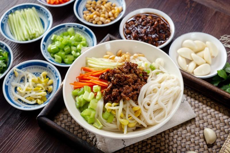 夏日清爽面食 消暑又味美