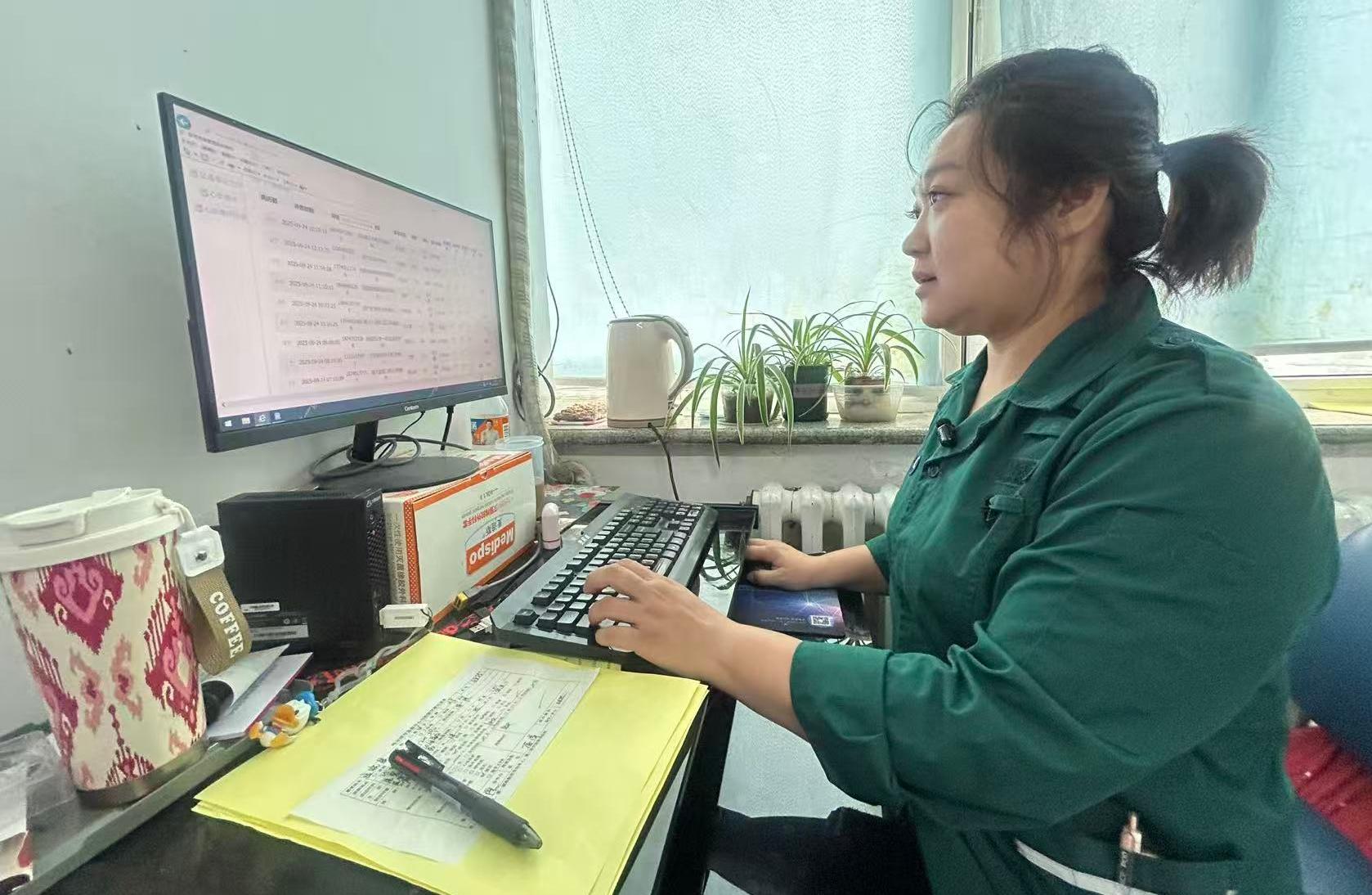 社会眼｜风雨中的“生命摆渡人”：120急救人员的一天