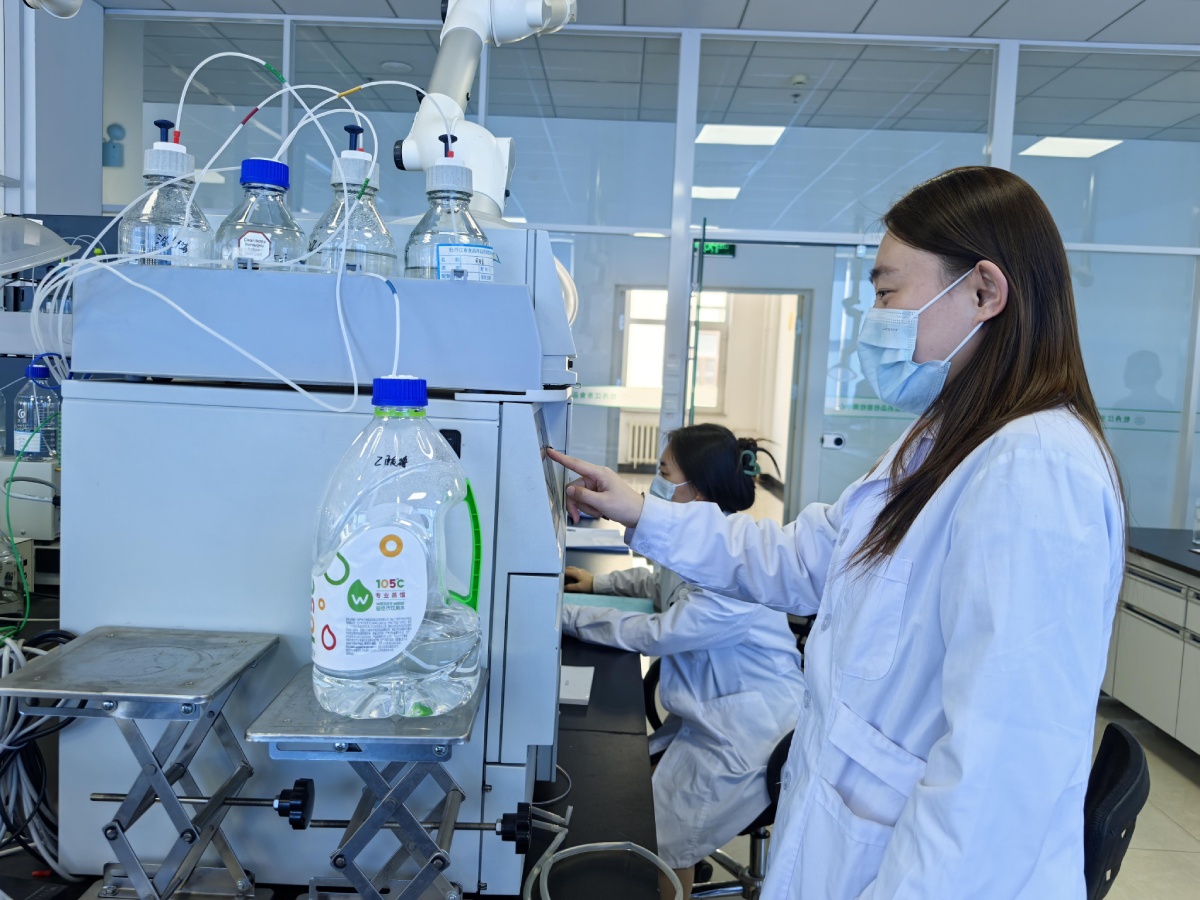 校地携手探新路 产教融合育匠才