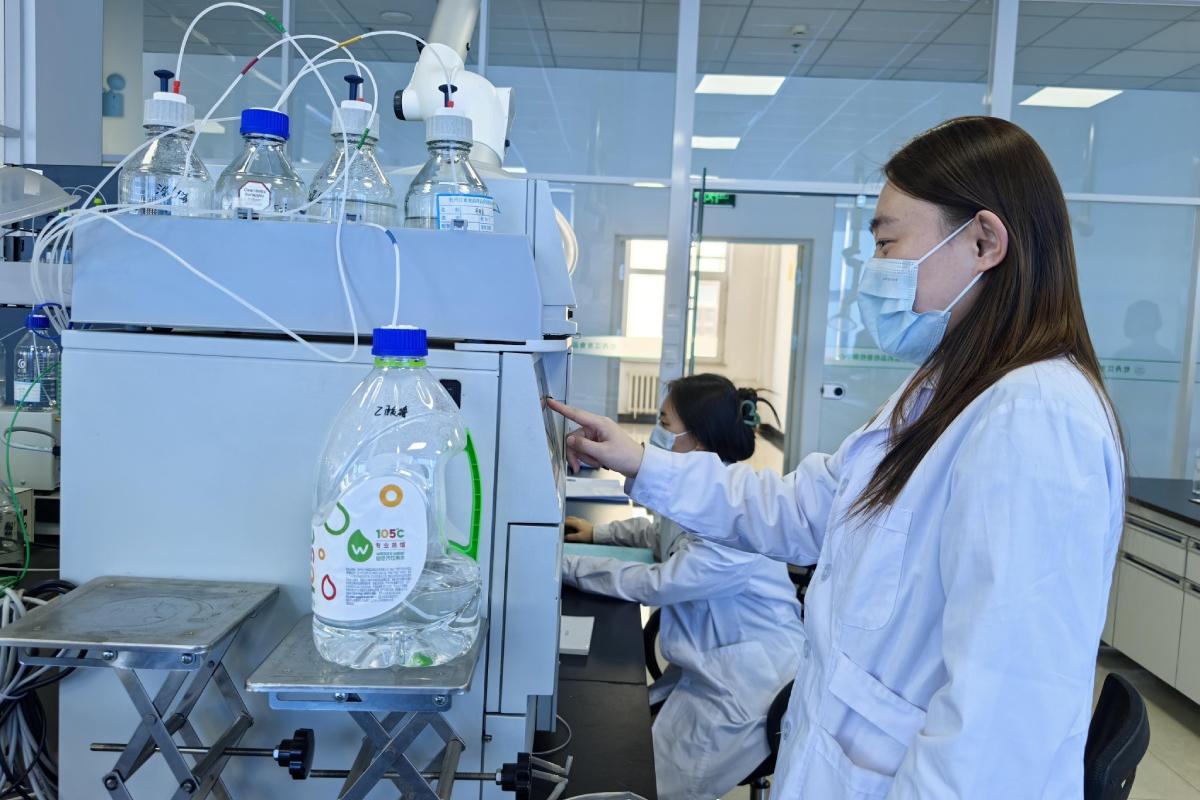 校地携手探新路 产教融合育匠才